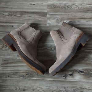 Timberland Gracelyn Water Repellent Chelsea Boot Women's Size 9